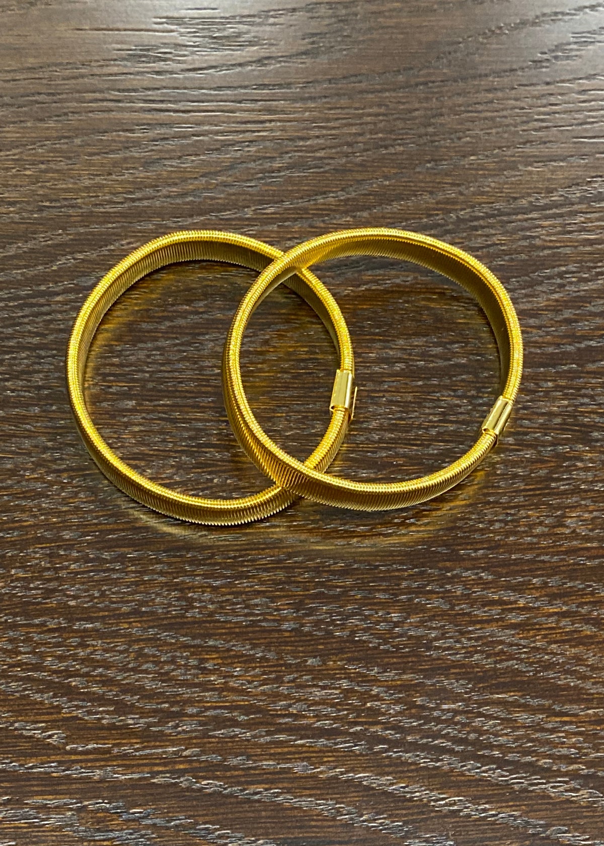Gold gilt arm band for men's shirt